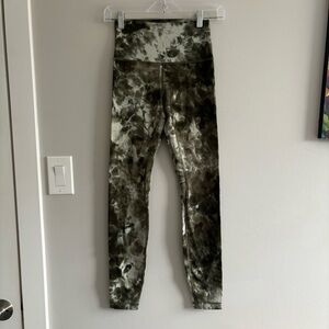 Lululemon green marble leggings